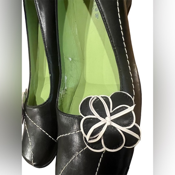 Vintage Kenneth Cole Reaction Wedge Loafer Shoes Size 8. - Picture 6 of 9